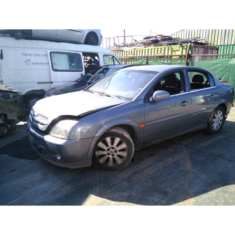 opel vectra c berlina del año 2003
