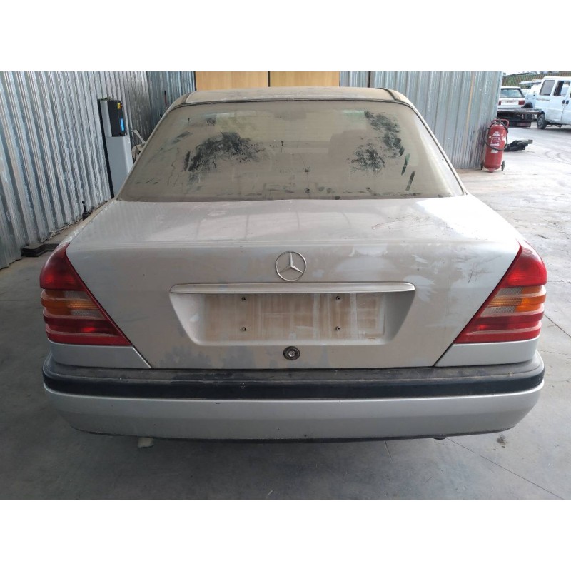 mercedes-benz clase c (w202) berlina del año 1996
