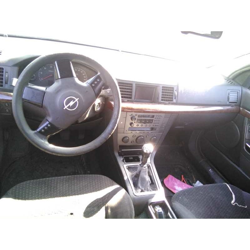 opel vectra c berlina del año 2003