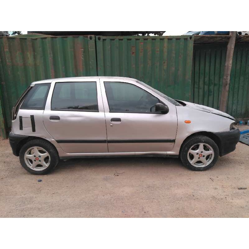 fiat punto berlina (176) del año 1999