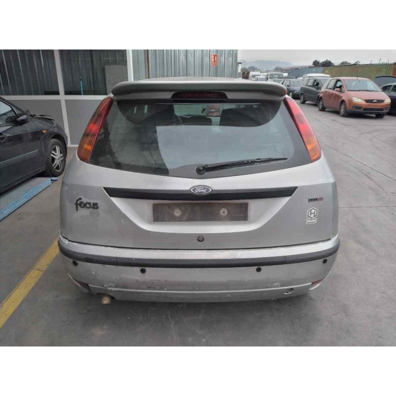 ford focus berlina (cak) del año 2002