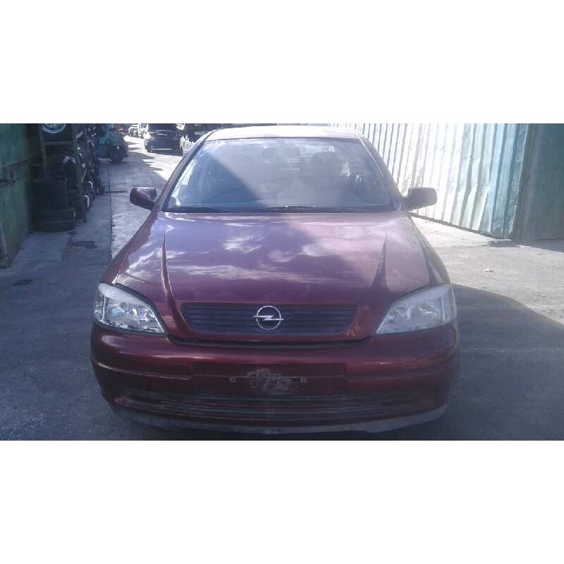 opel astra g berlina del año 1999
