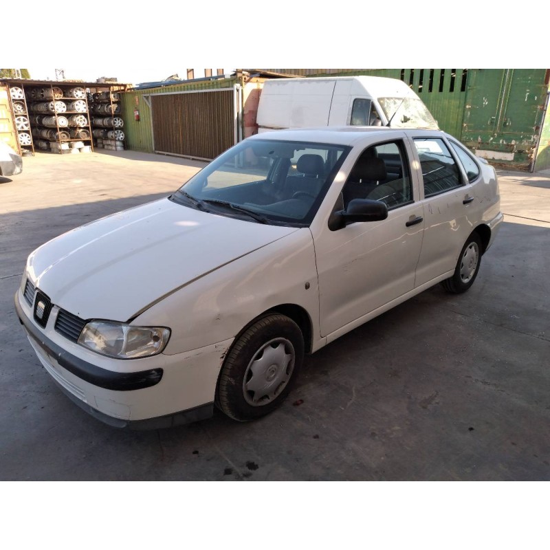 seat cordoba berlina (6k2) del año 2002