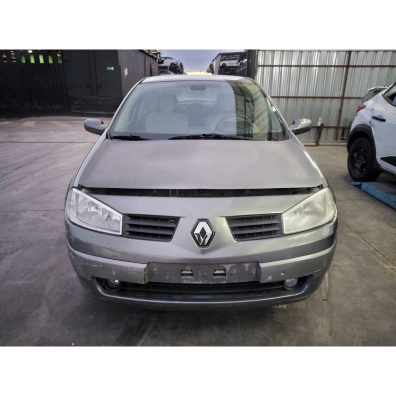 renault megane ii classic berlina del año 2005