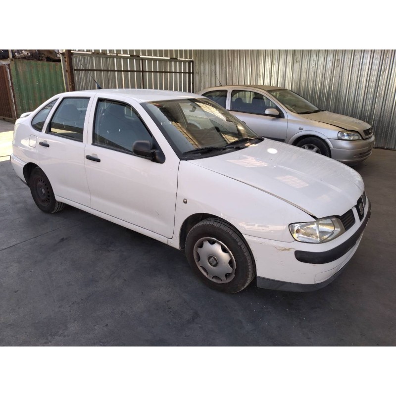 seat cordoba berlina (6k2) del año 2002