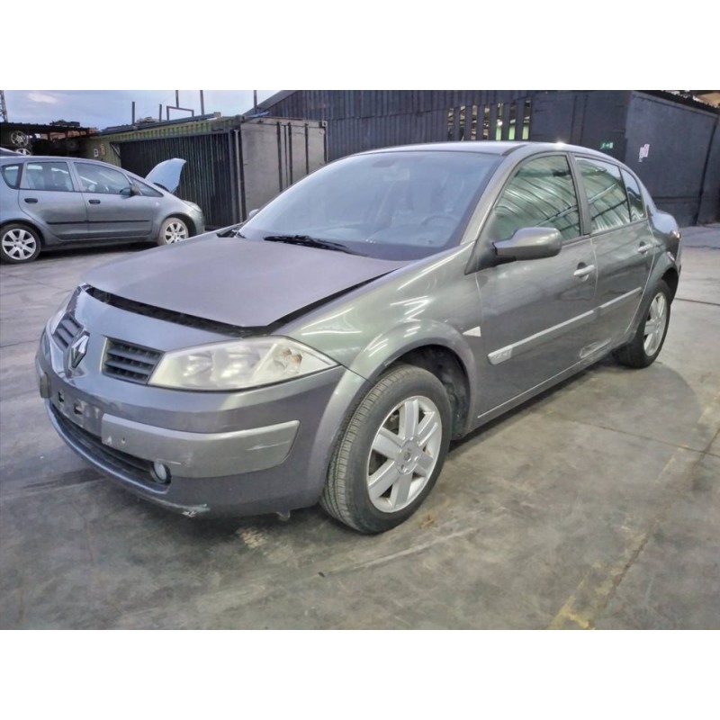 renault megane ii classic berlina del año 2005