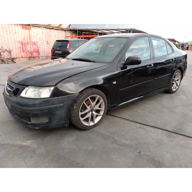 saab 9-3 berlina del año 2004
