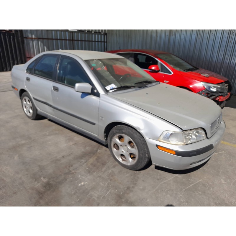 volvo s40 berlina del año 2002