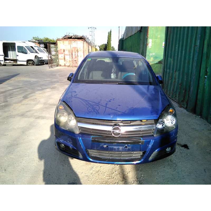 opel astra h berlina del año 2004