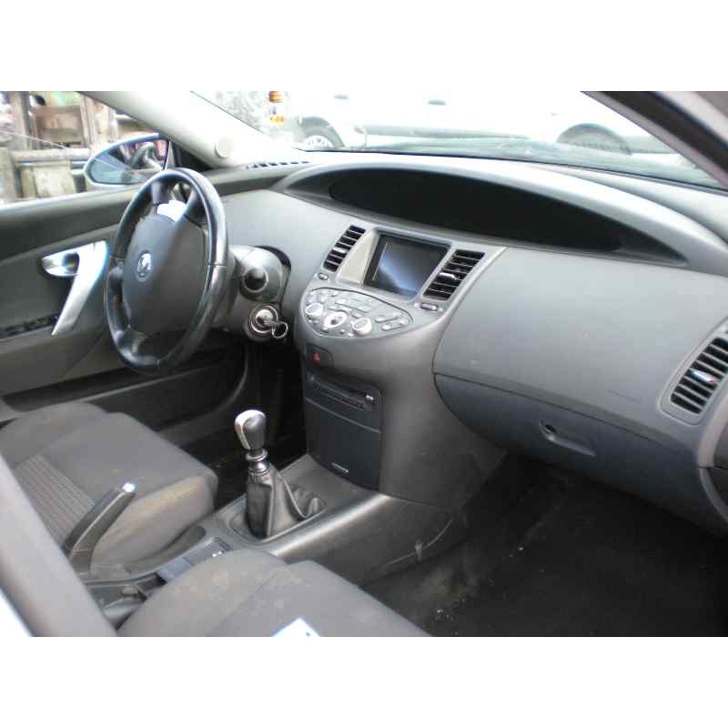 nissan primera berlina (p12) del año 2005