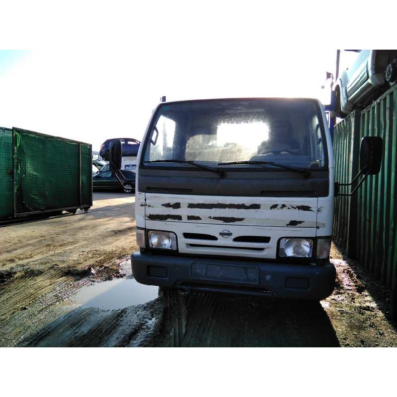 nissan cabstar 01.04  del año 2006