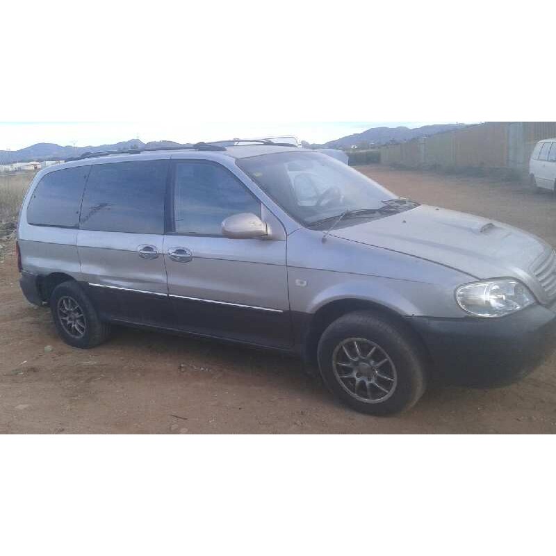 kia carnival ii del año 2002