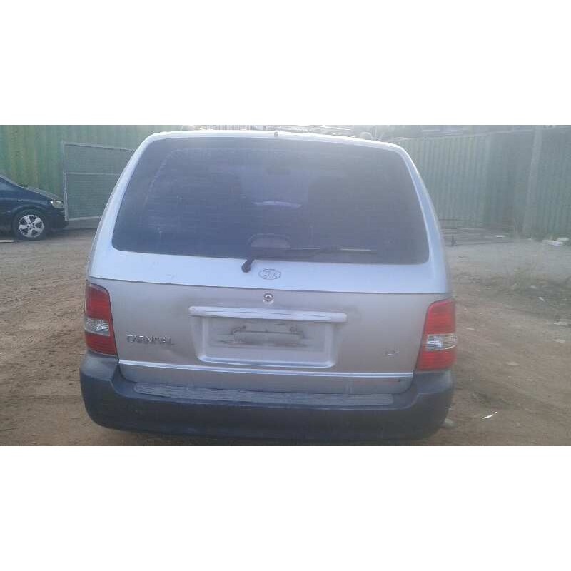 kia carnival ii del año 2002