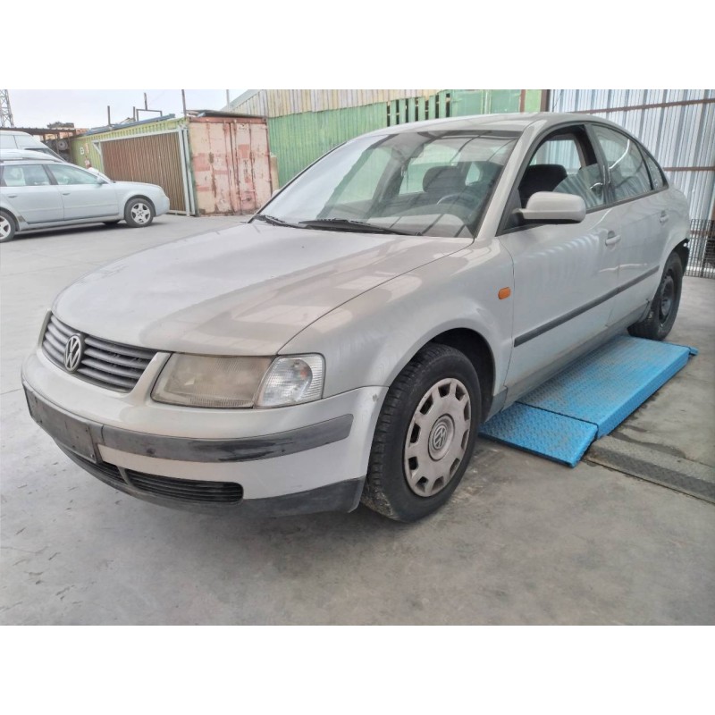 volkswagen passat berlina (3b2) del año 1997