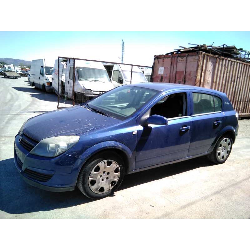 opel astra h berlina del año 2004