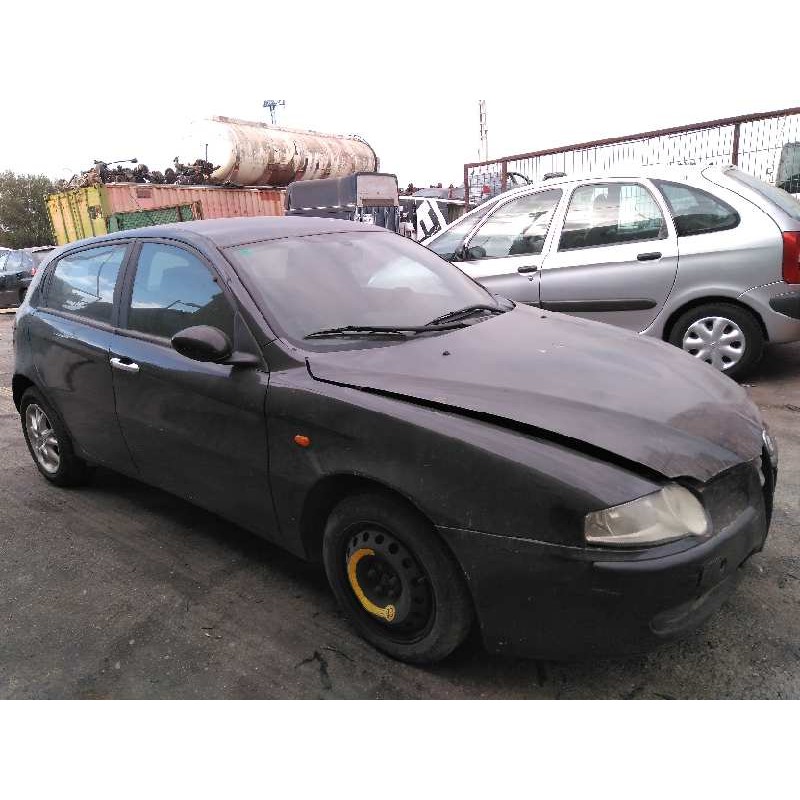 alfa romeo 147 (190) del año 2001