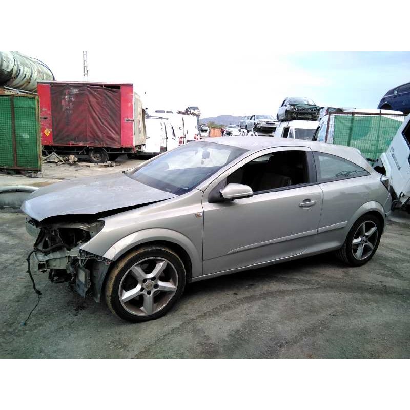 opel astra gtc del año 2005