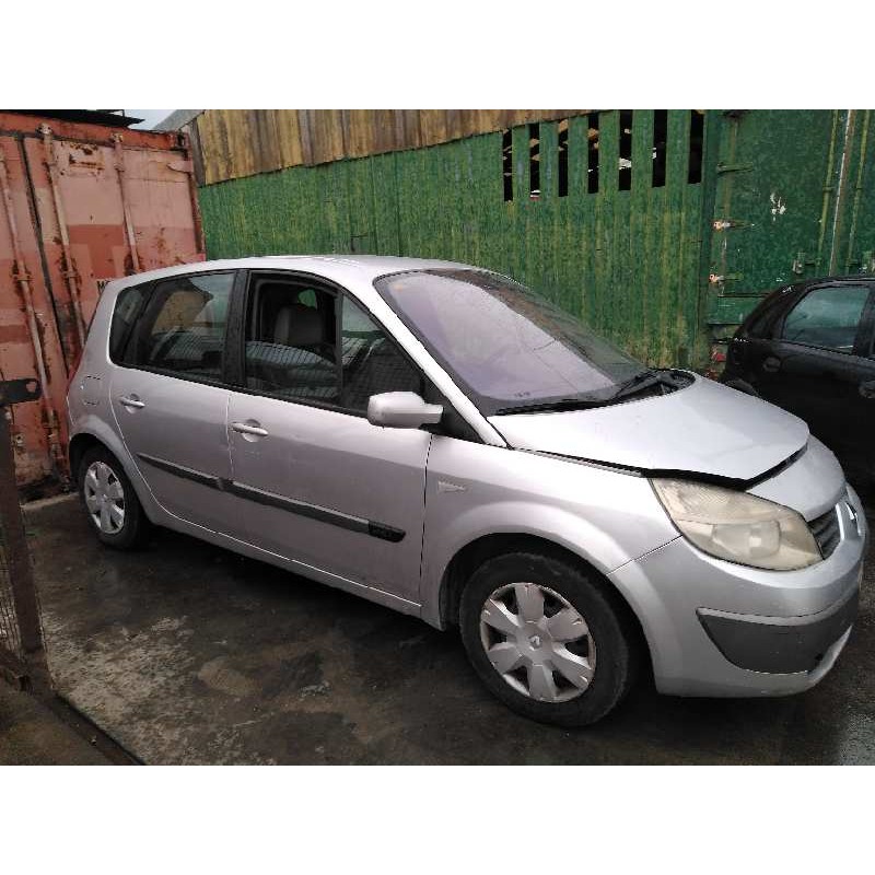 renault scenic ii del año 2005