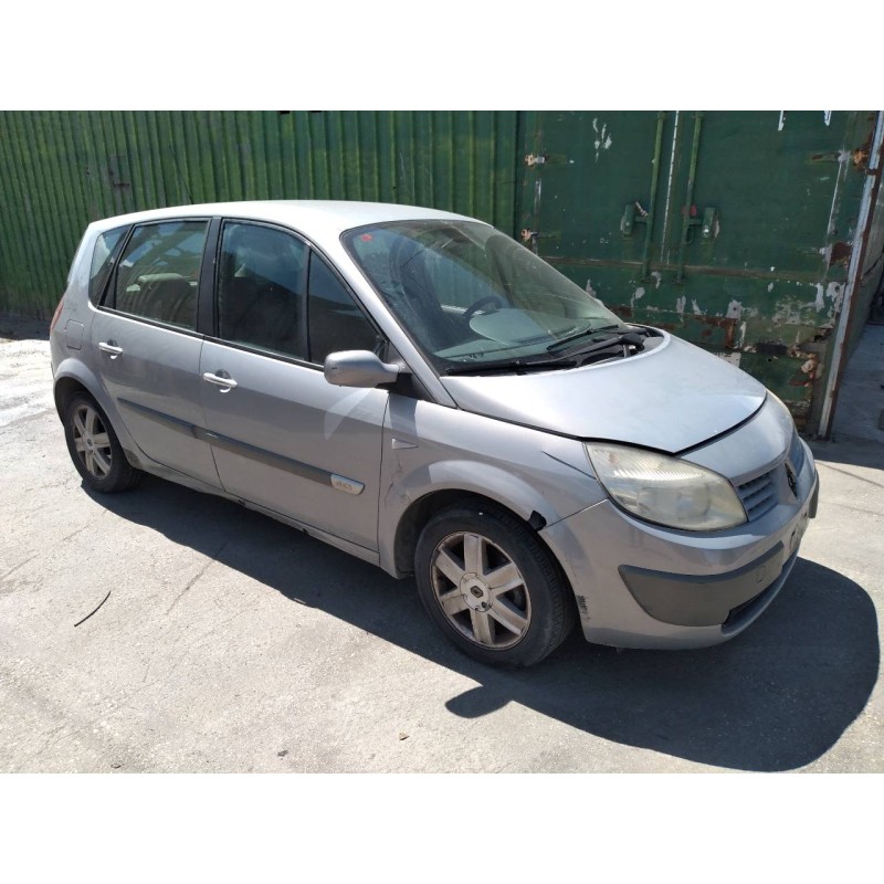 renault scenic ii del año 2004