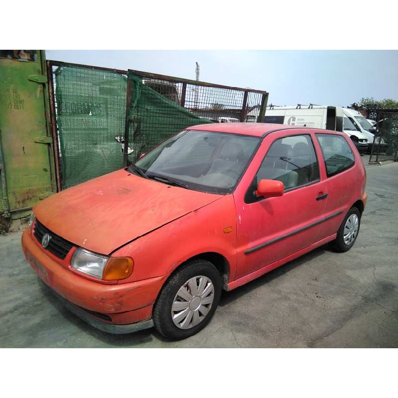 volkswagen polo berlina (6n1) del año 1997