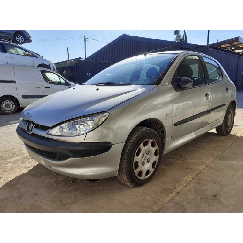 peugeot 206 berlina del año 2004