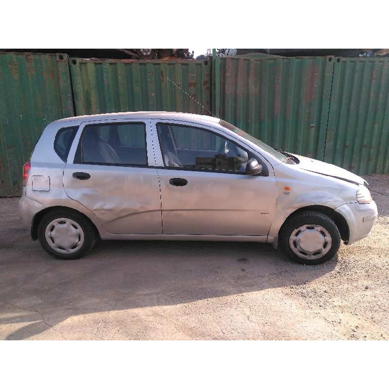 daewoo kalos del año 2004