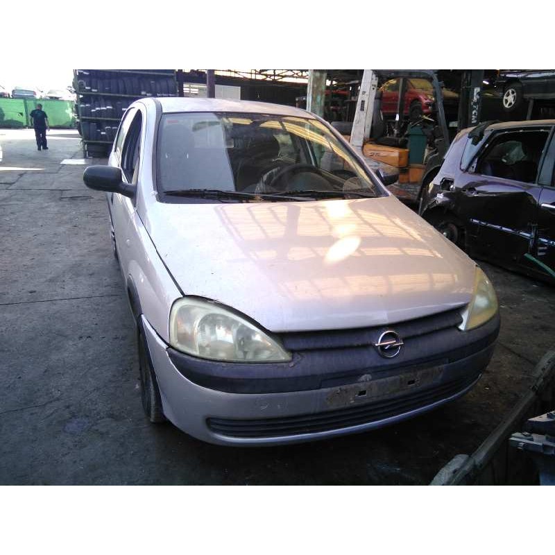 opel corsa c del año 2002