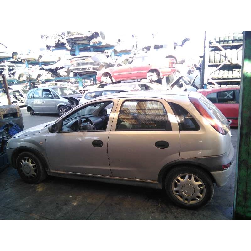 opel corsa c del año 2002