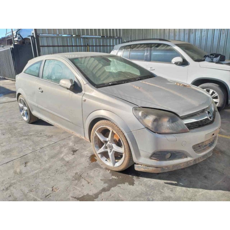 opel astra gtc del año 2005