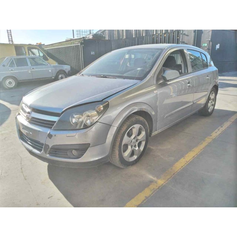 opel astra h berlina del año 2005