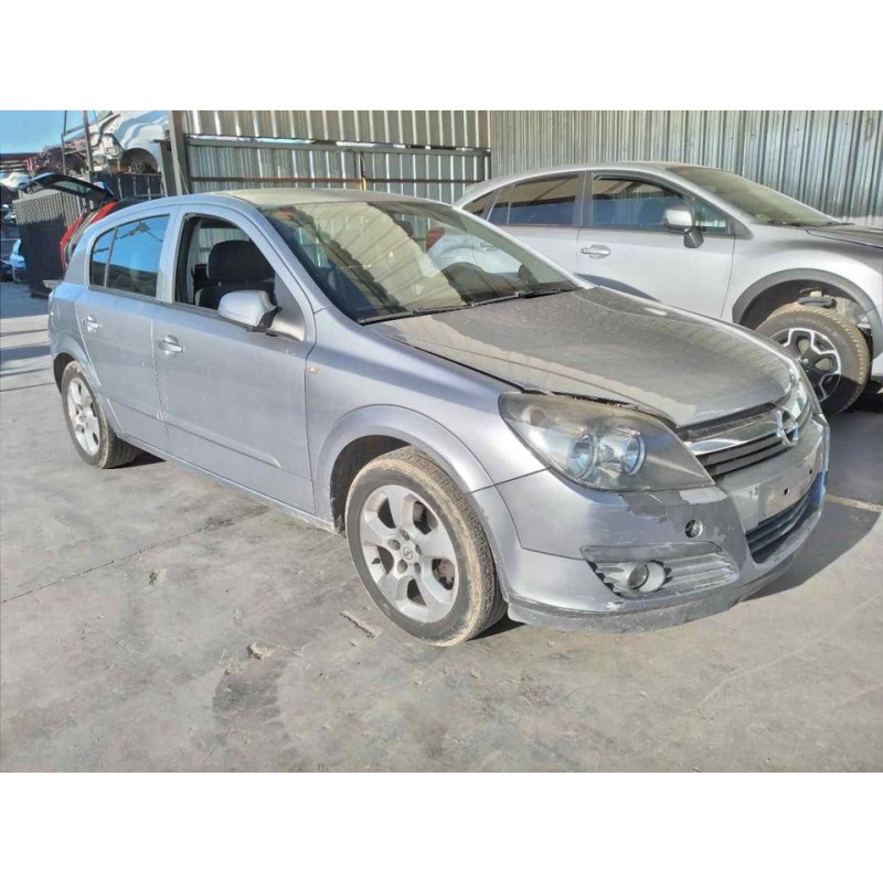 opel astra h berlina del año 2005