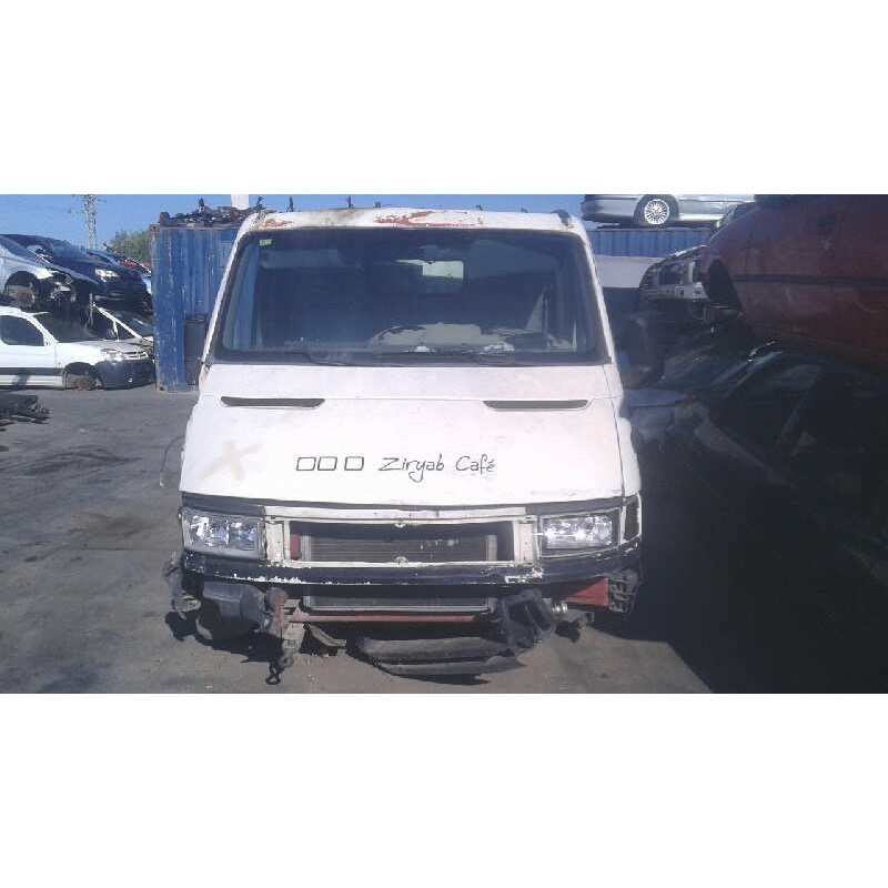 iveco daily caja cerrada (1999 =>) del año 2000