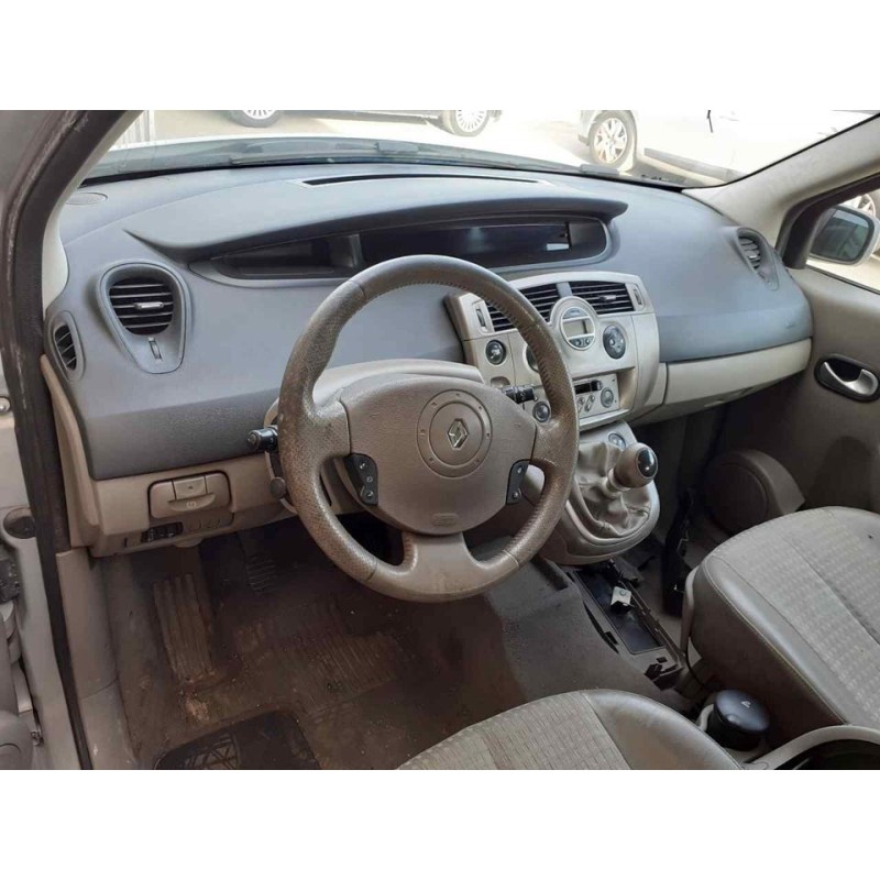 renault scenic ii del año 2003