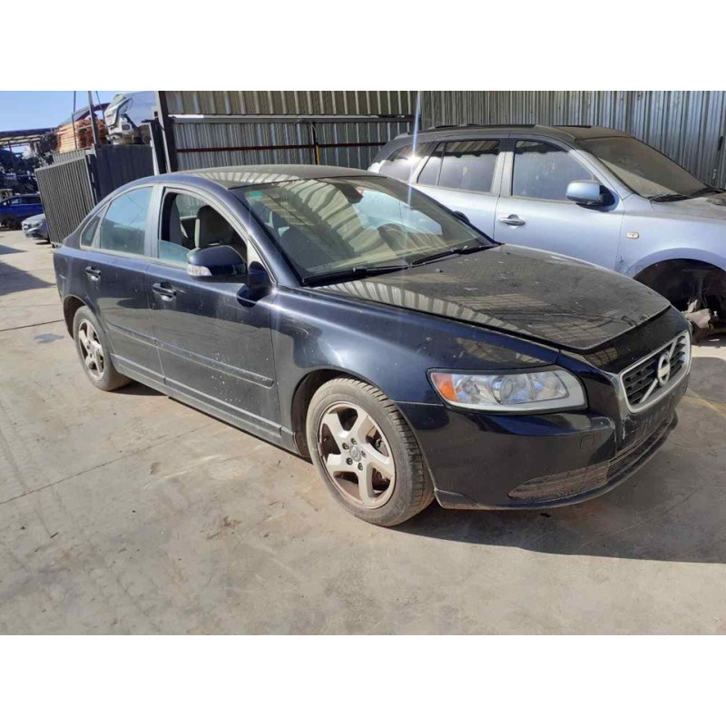 volvo s40 berlina del año 2010