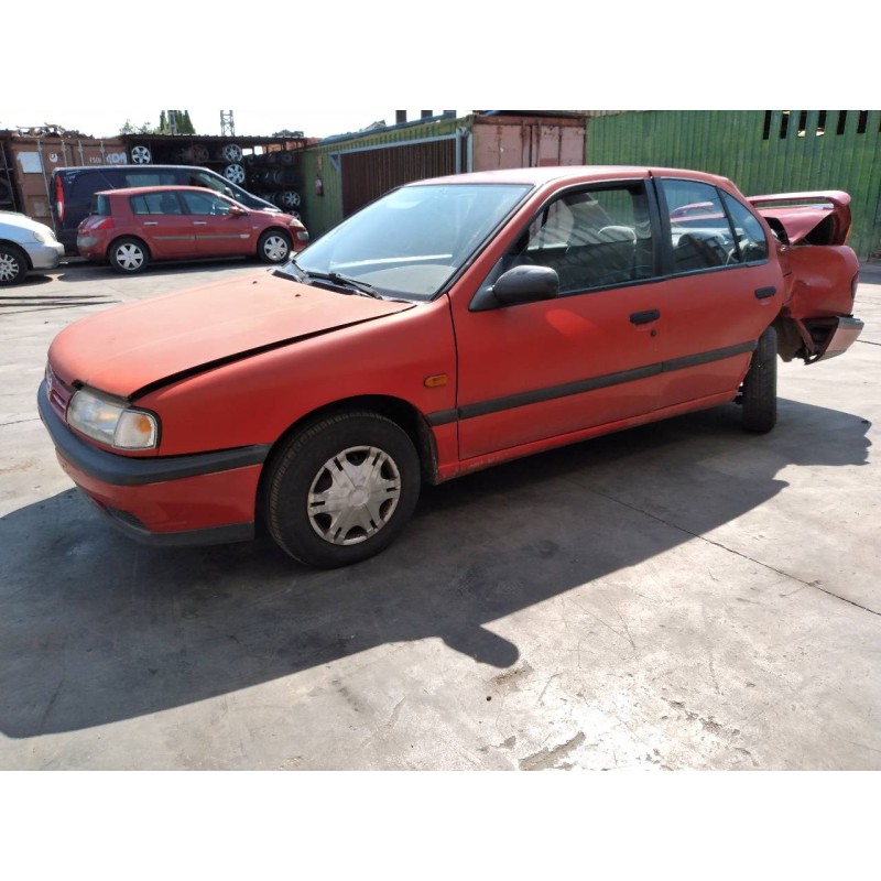 nissan primera berl./familiar (p10/w10) del año 1992