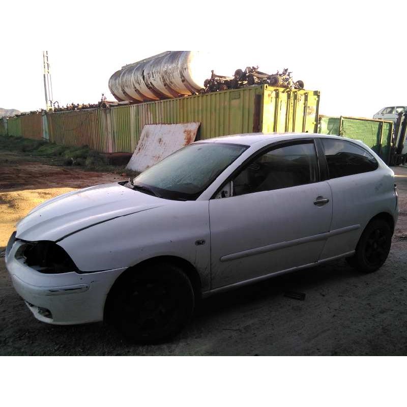 seat ibiza (6l1) del año 2004