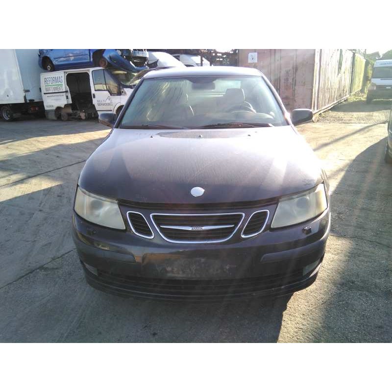 saab 9-3 berlina del año 2004