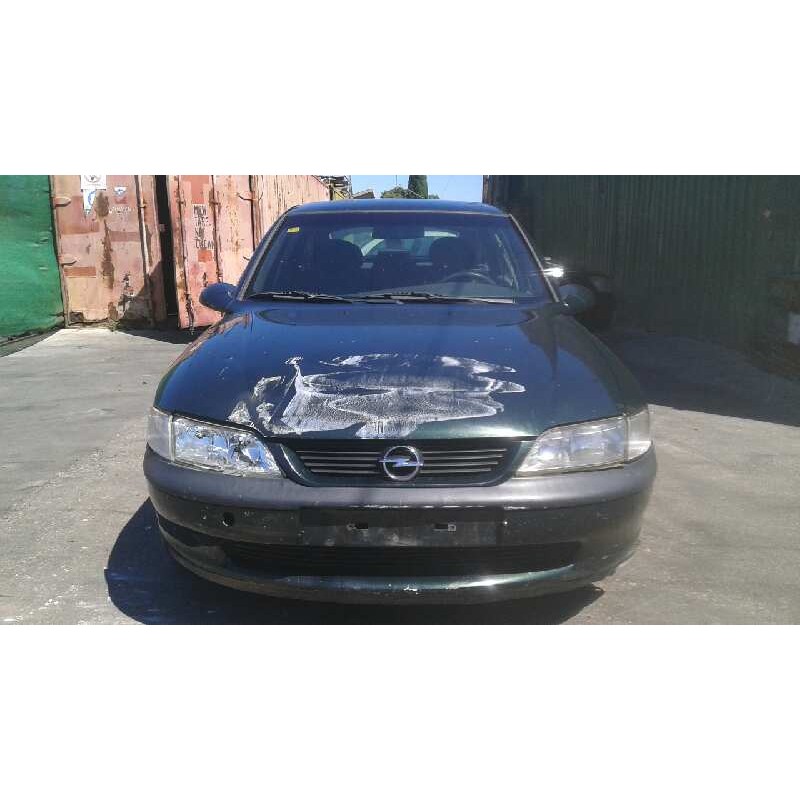 opel vectra b berlina del año 1997
