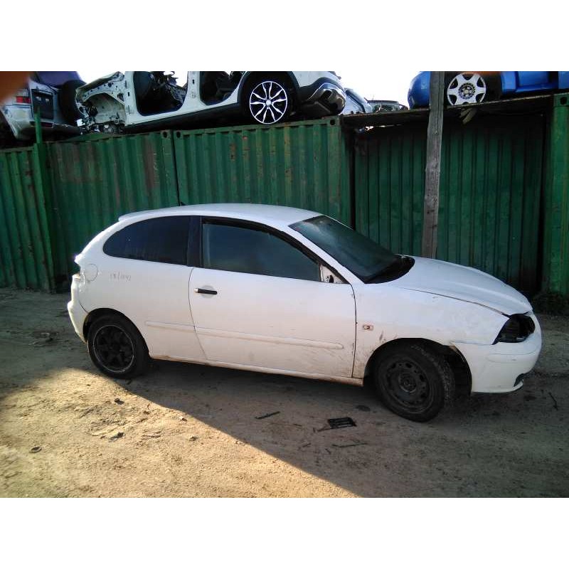 seat ibiza (6l1) del año 2004