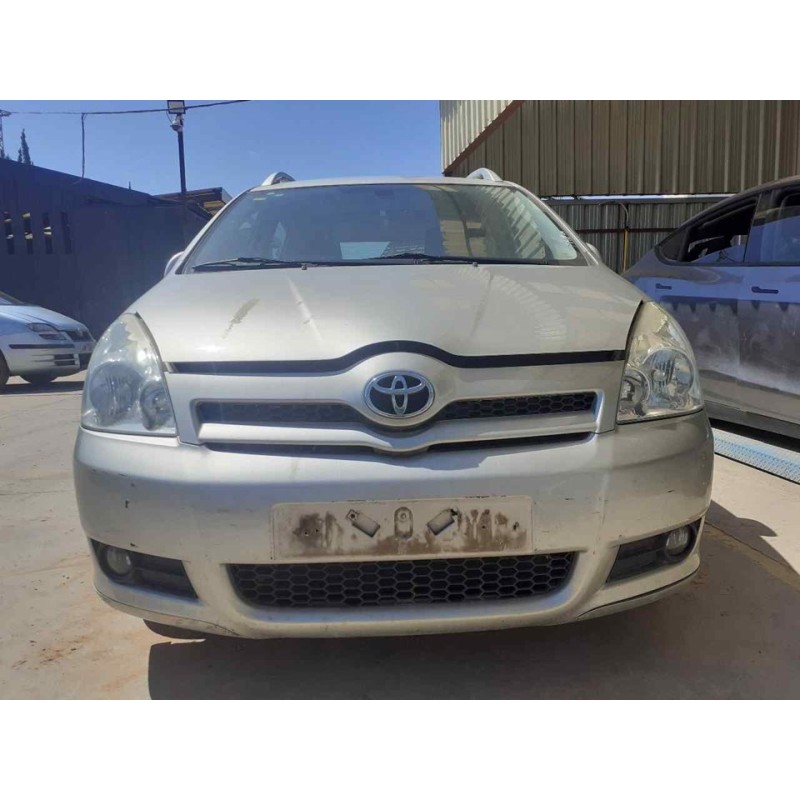 toyota corolla verso (r1) del año 2006