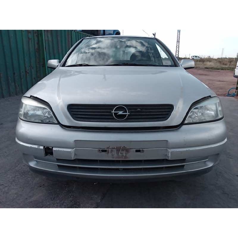 opel astra g berlina del año 2002