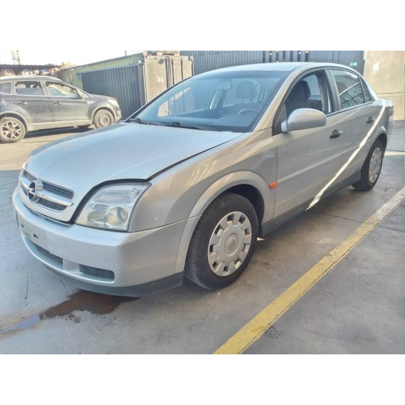 opel vectra c berlina del año 2003
