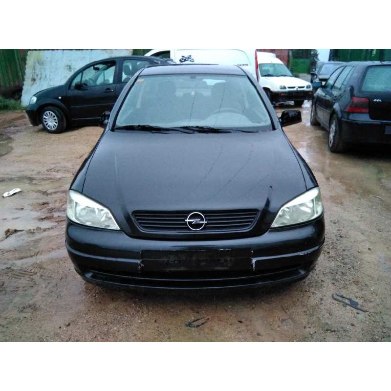 opel astra g berlina del año 2001