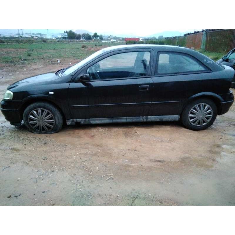 opel astra g berlina del año 2001