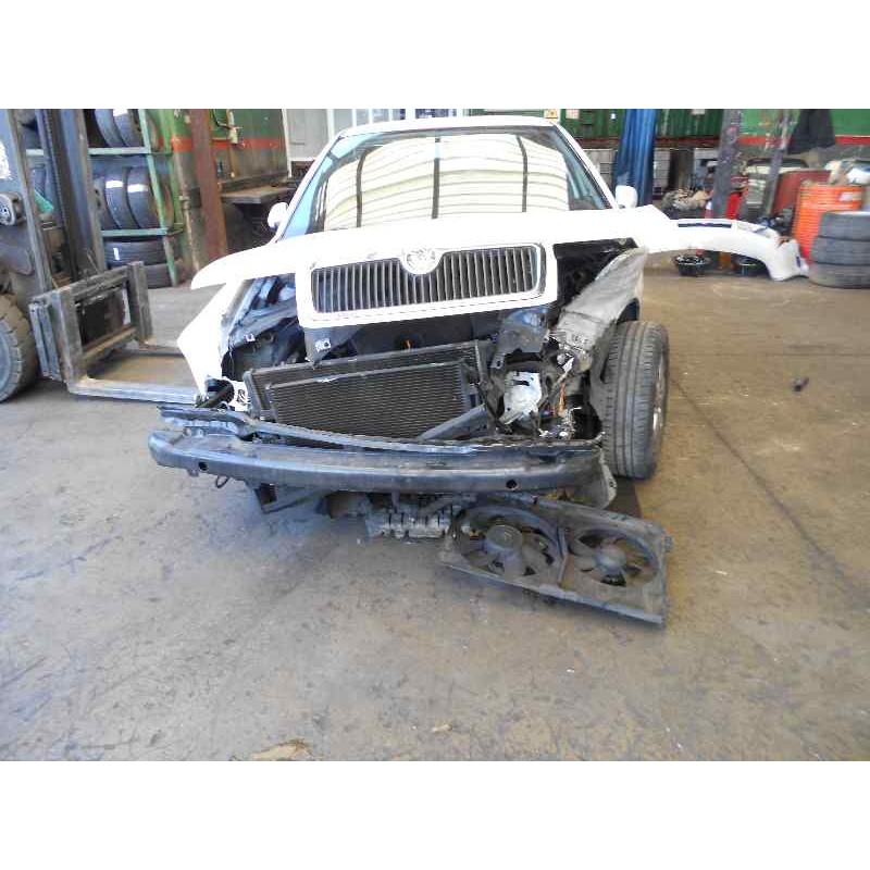 skoda octavia berlina (1u2) del año 2009