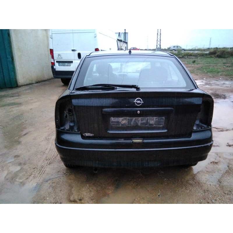 opel astra g berlina del año 2001