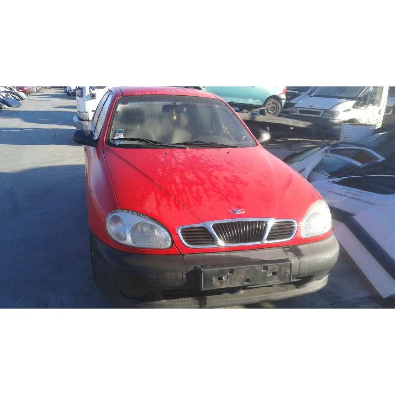 daewoo lanos del año 2002