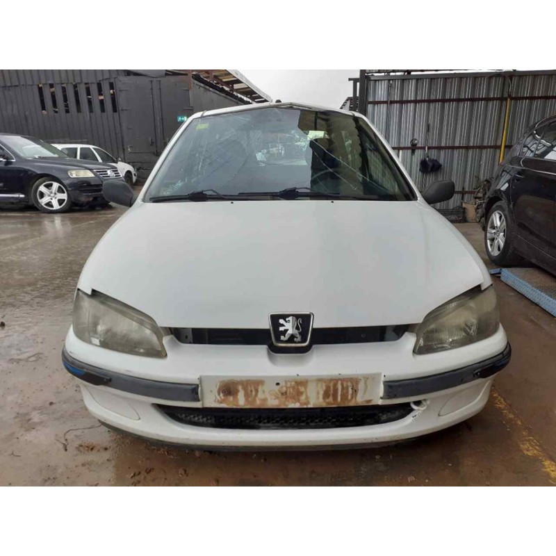 peugeot 106 (s2) del año 2000