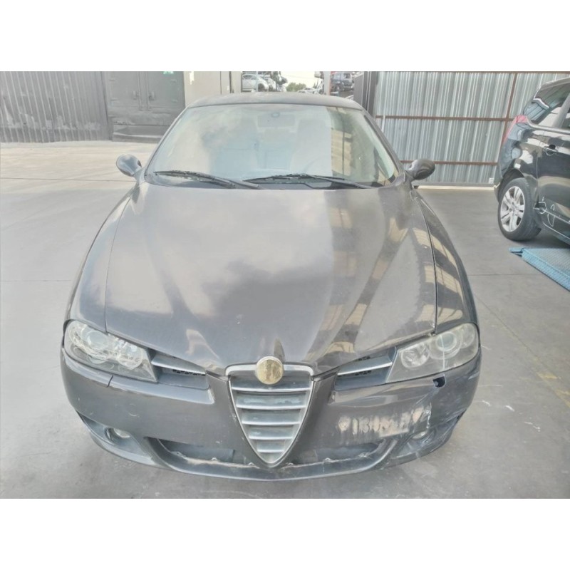 alfa romeo 156 del año 2004