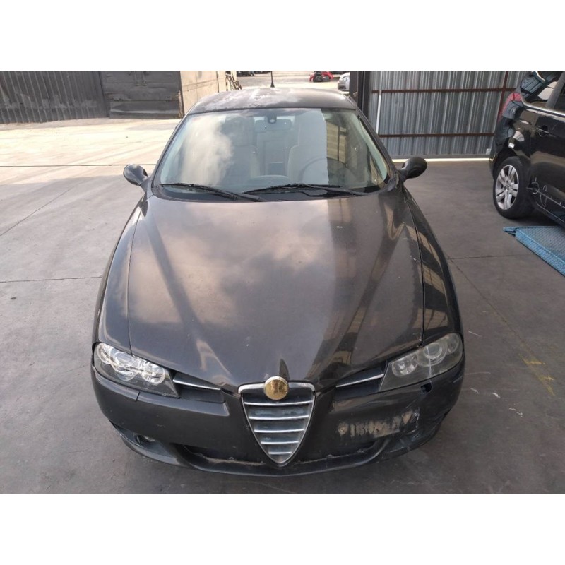 alfa romeo 156 del año 2004